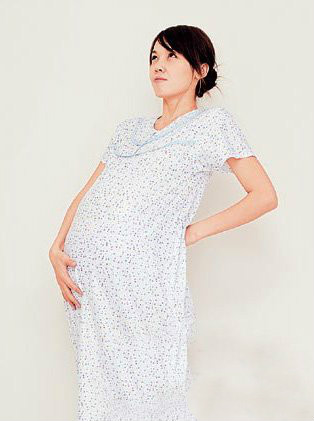 图解生孩子的过程