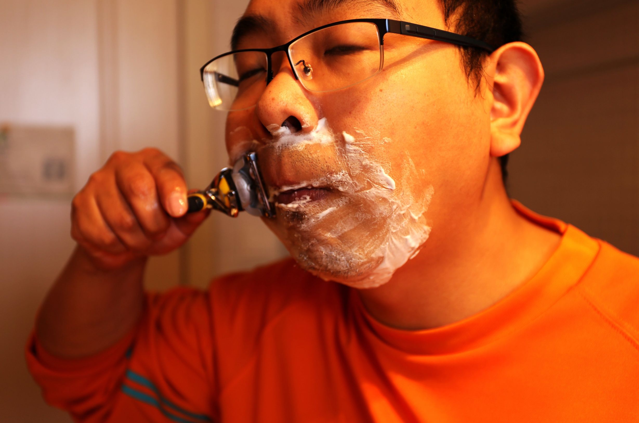 吉列致护和锋隐的区别,吉列锋隐致顺刀头可以通用么