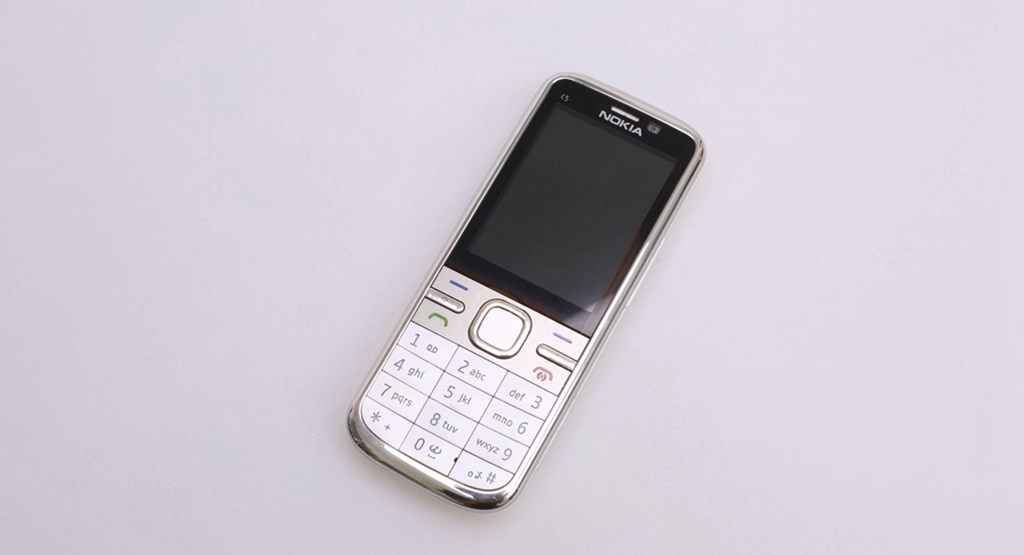 nokia复刻经典手机,nokia手机c5