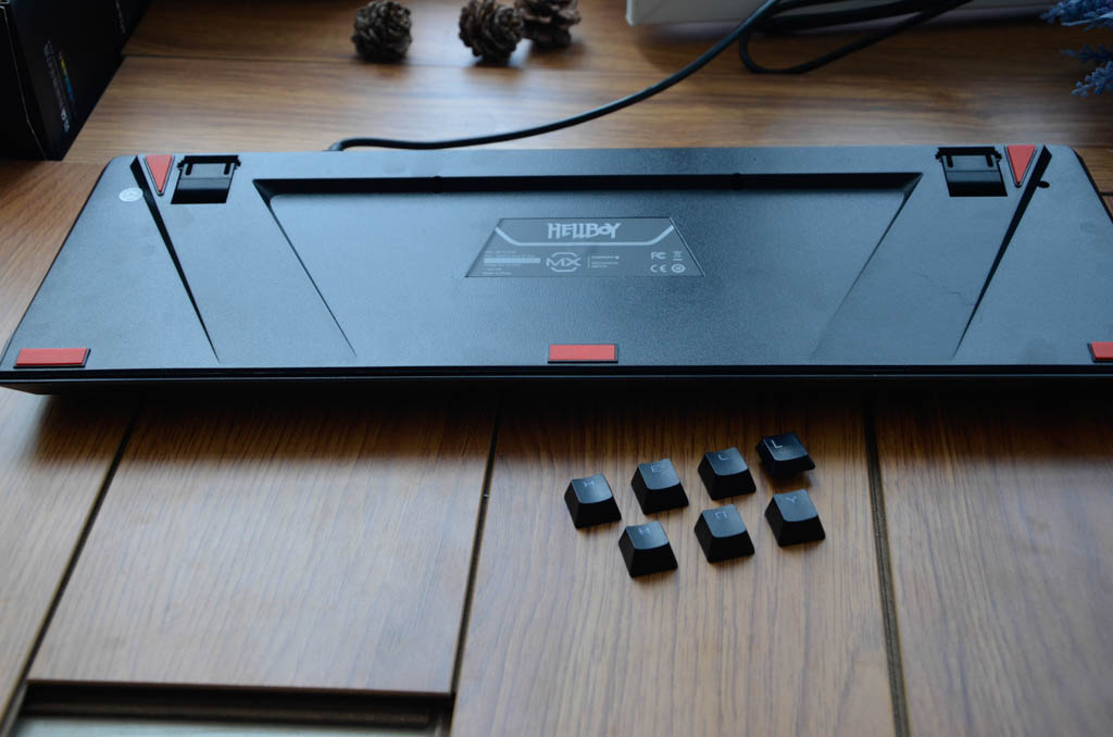 红轴机械键盘和普通键盘区别,机械键盘和机械轴键盘