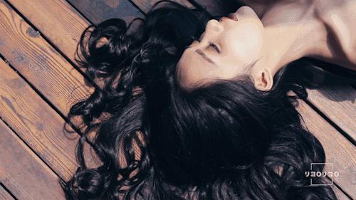 归零归零丨父亲赌博破产，高利贷追上门，最美学霸被逼辍学轻