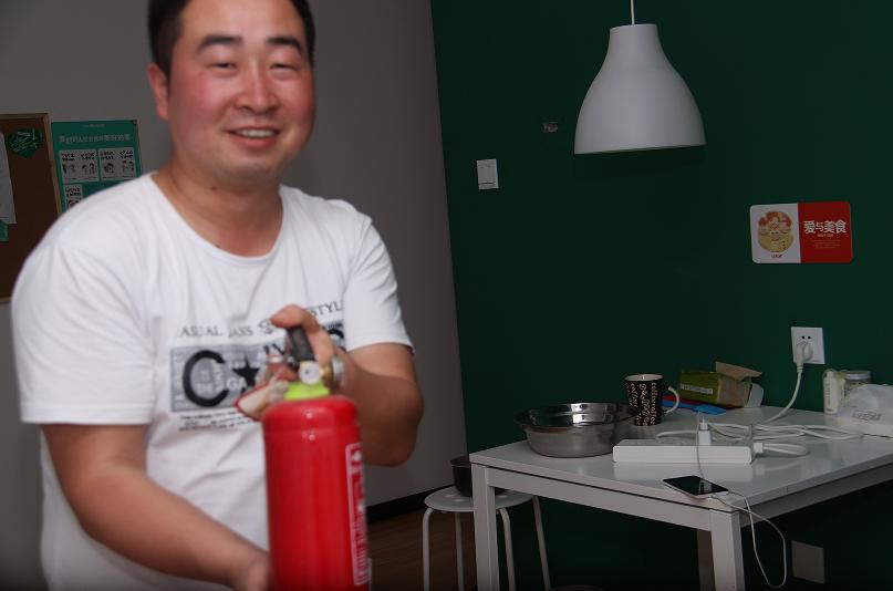 防触电插排,防触电排插