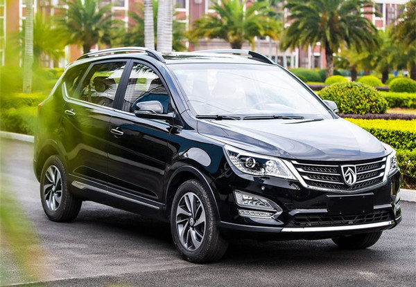 宝骏560和宝马x5哪个大,凯翼x5对比宝骏560