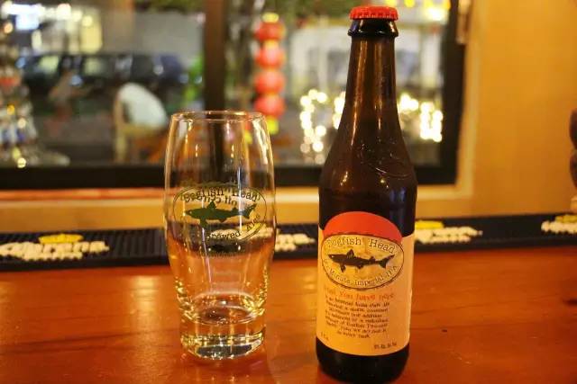 咪阻我！我要装逼去！嚟间小酒馆可以带你Ｂ尽全世界，周年庆还7