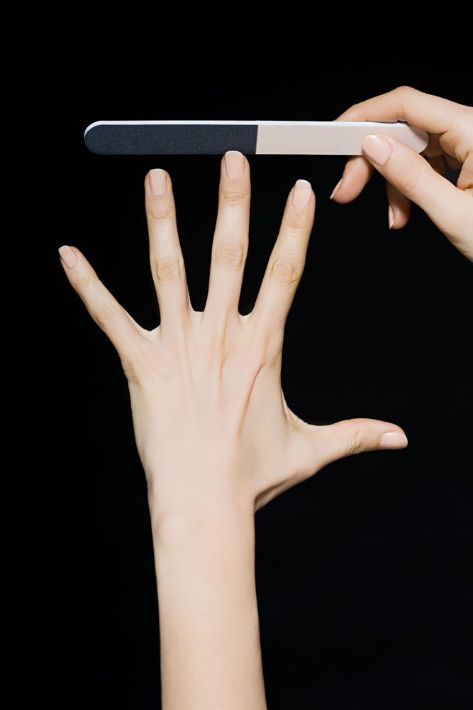 得了灰指甲一个传染俩是什么广告,得了灰指甲一个传染俩