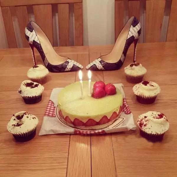 不同脚型的人应该穿什么鞋高跟鞋,各种脚型适合穿的高跟鞋动漫版