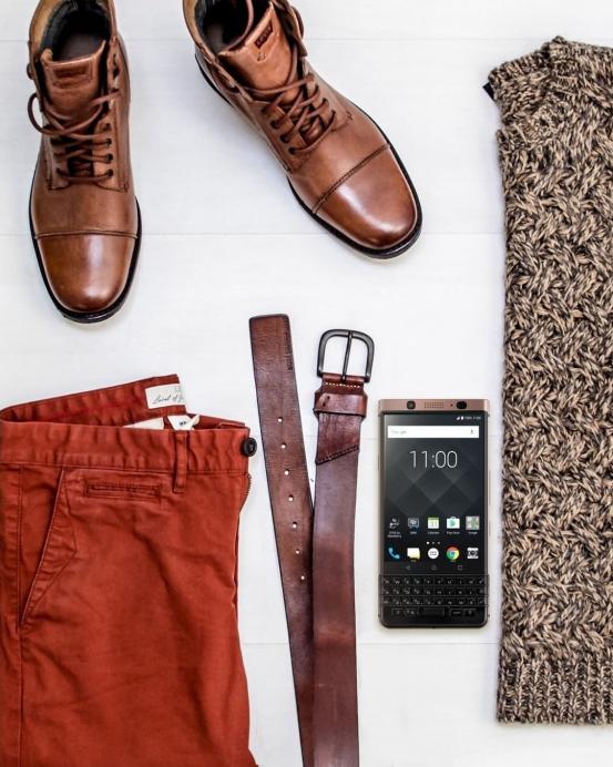 池珍熙主演的电影,池珍熙黑莓手机