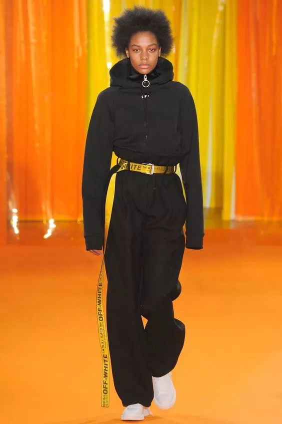 我们穿什么衣服可以风格多变,我们穿什么衣服最好看