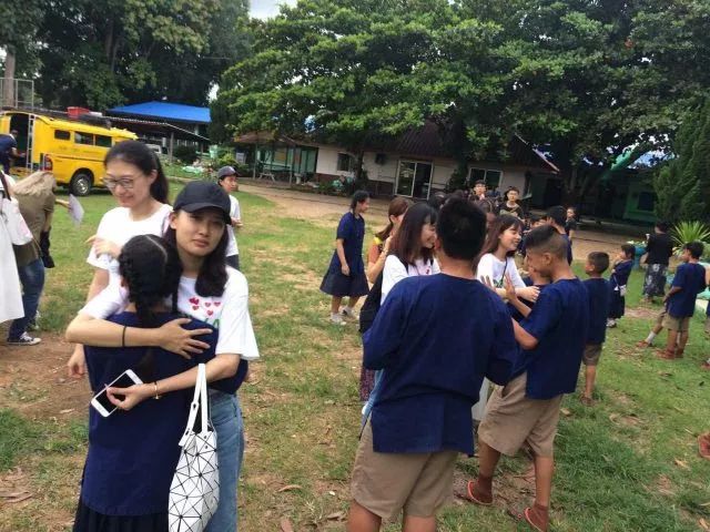 君行体验官专栏丨他在佛之国度，邂逅了一场浪漫