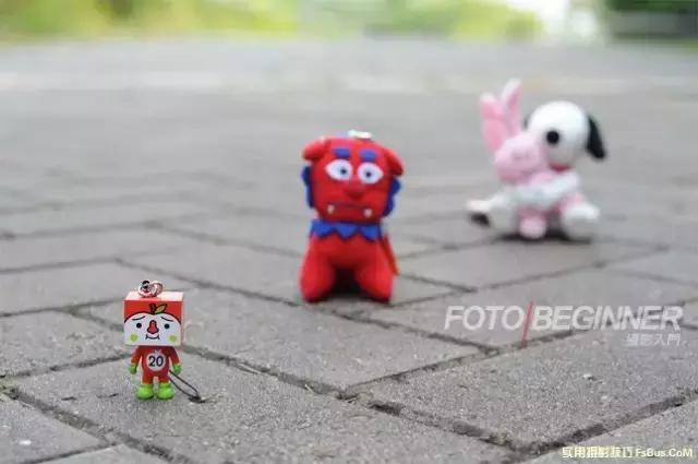 如何拍出浅景深唯美儿童照片,小光圈拍出浅景深