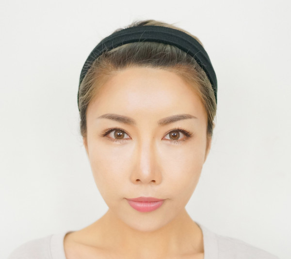 爱丽小屋三色修容教程,爱丽小屋双头高光阴影修容棒