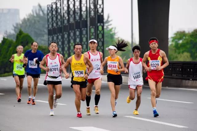 运动导致低血糖的常见病因和防治,剧烈运动低血糖的症状或表现