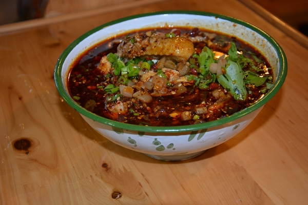 来“童少爷”又见成都名小吃体验最成都的味道