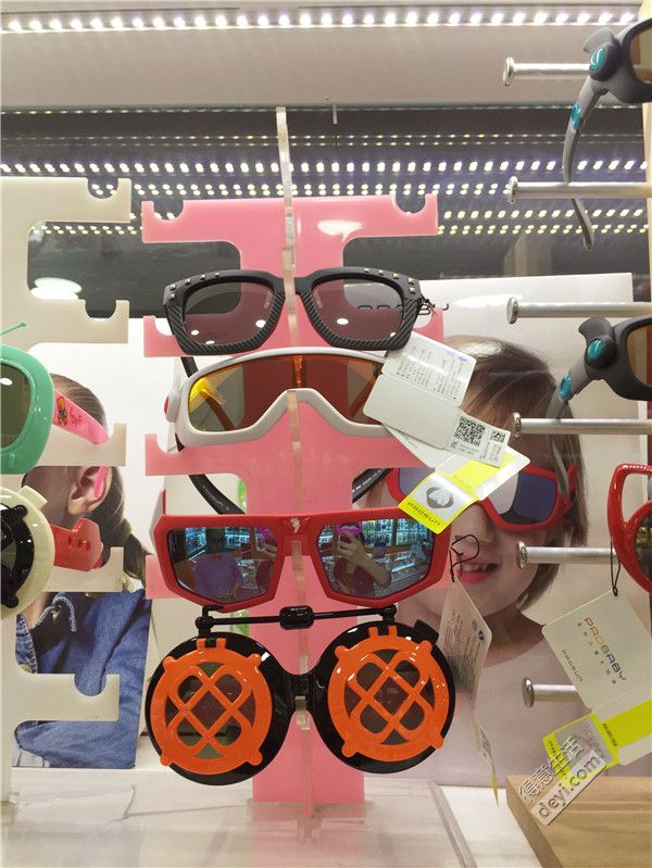 最良心的眼镜批发市场,中国眼镜批发市场有几个