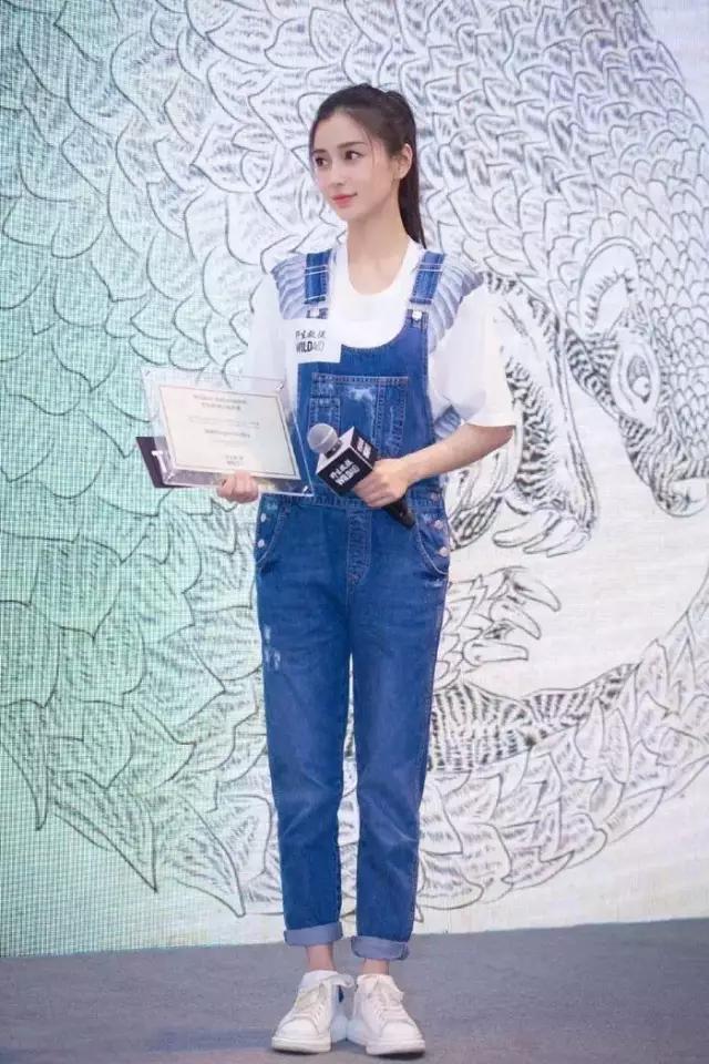 刘雯高圆圆女神都钟爱纯色连衣裙,高圆圆马思纯