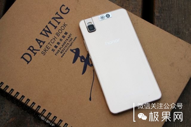 翻转吧摄像头,前后都能照出完美的照片:荣耀7i体验