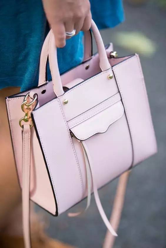 小众和大牌包哪个好用 (好看不贵的小众包实力种草)