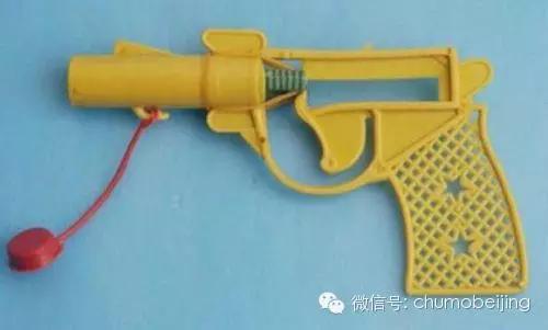 满满的小时候的回忆视频,小时候走过的路满满的回忆