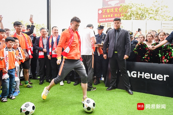 泰格豪雅2014,泰格豪雅中超版