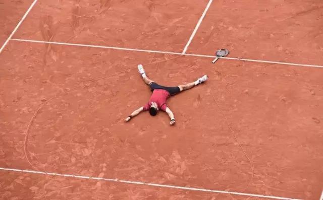 罗兰加洛斯法网图片,罗兰加洛斯法网阿卡