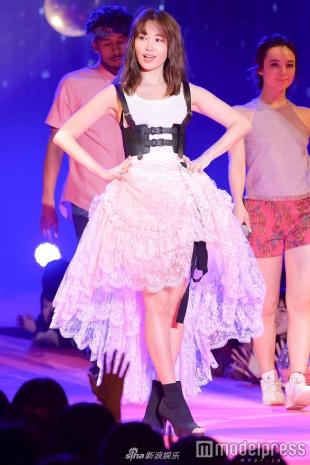 小嶋阳菜前夜祭演唱会,小嶋阳菜美丽盛典