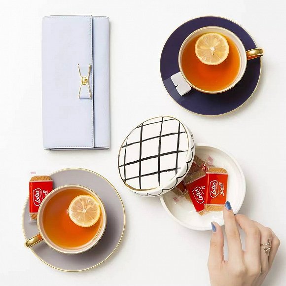 时尚必备单品女士红色钱包推荐,新款钱包型手提包时髦又洋气