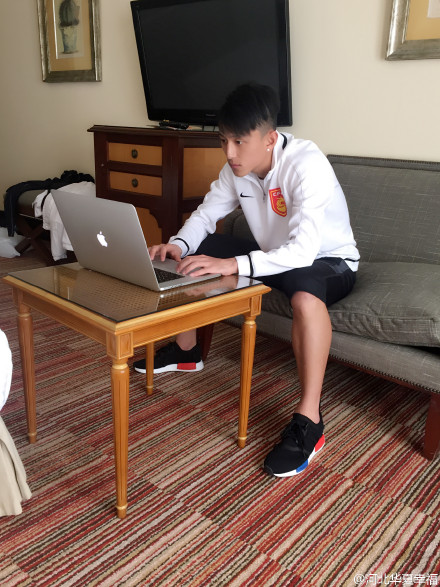 丁海峰访谈视频完整版,丁海峰路人视角