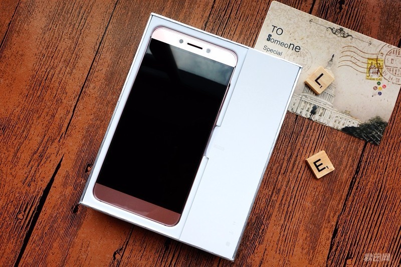 乐2什么时候发布的,乐2值多少钱