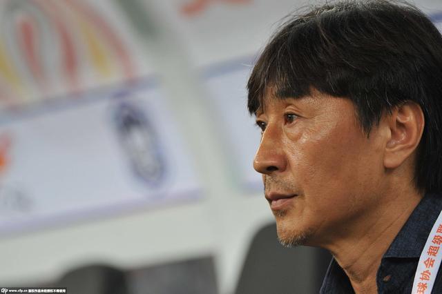 中国足球队假摔第一人,贾秀全对足球的评价