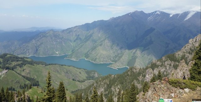 一景一日能观四季：天山“瑶池”是怎样的美轮美奂