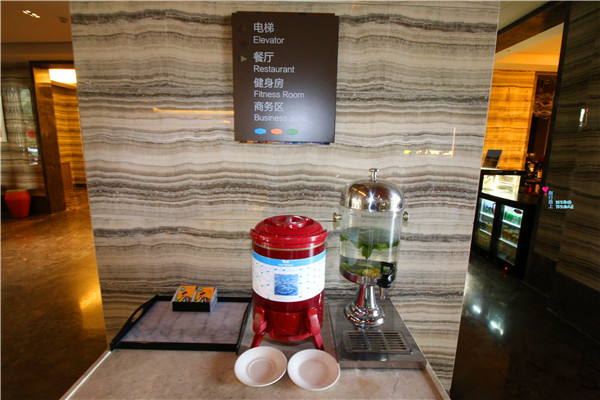 三亚海关希尔顿欢朋酒店,希尔顿欢朋酒店启阳路三亚