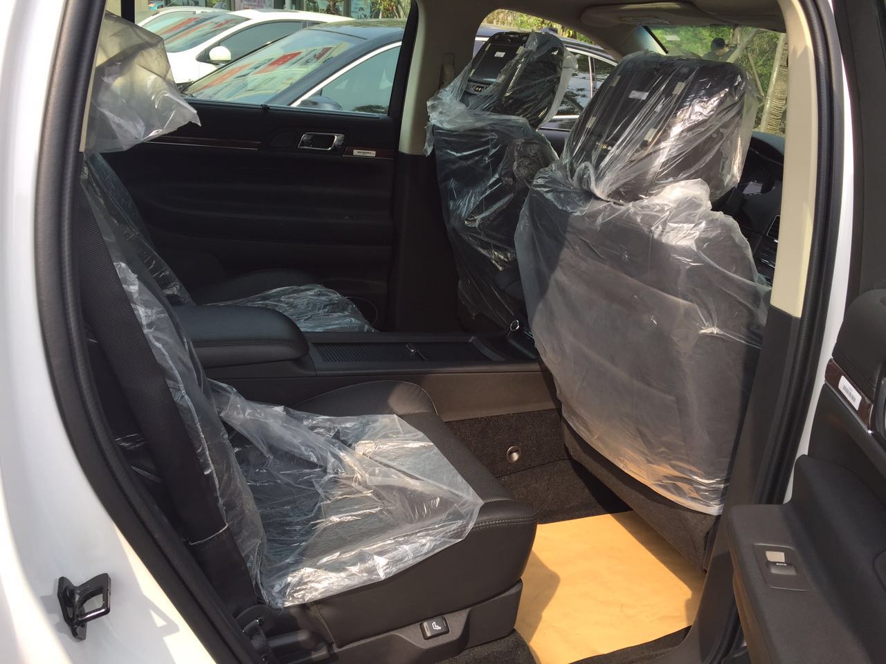 林肯mkt加速抖动,林肯提车真实感受