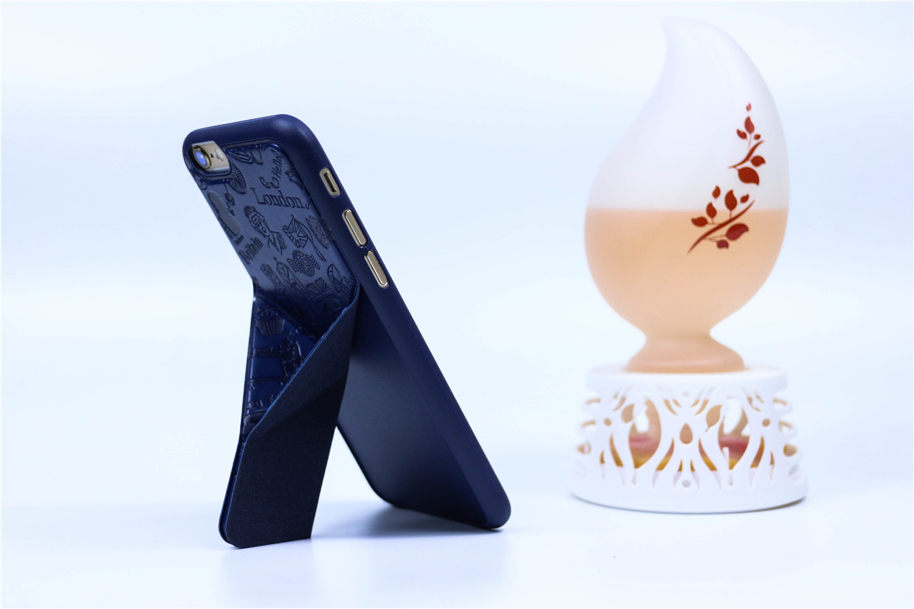 给苹果6装上6s的壳,苹果6s戴上智能壳