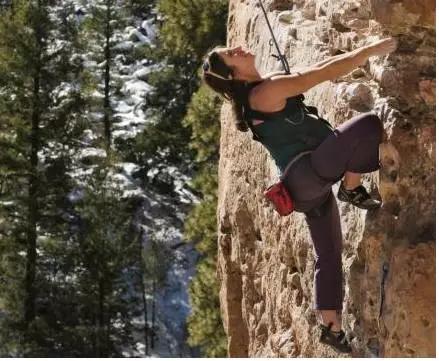 你的孕期在做什么,孕期孕妈这些动作可不要做