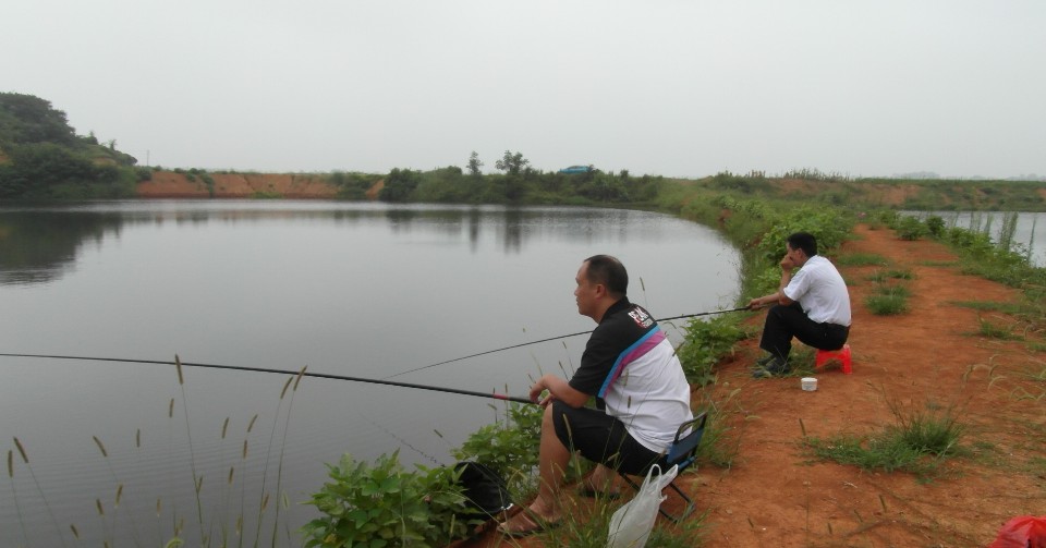 初学者钓鱼装备入门技巧,初学者钓鱼必备装备