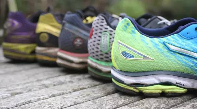 最新款公路跑鞋,公路上跑步用什么跑鞋