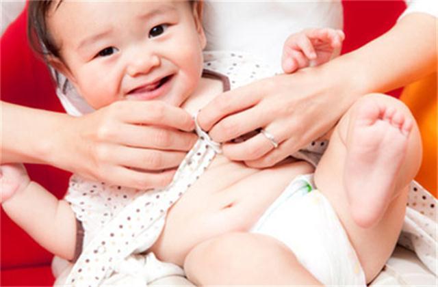 宝宝衣物脏了怎么办,宝宝衣物清洗危害