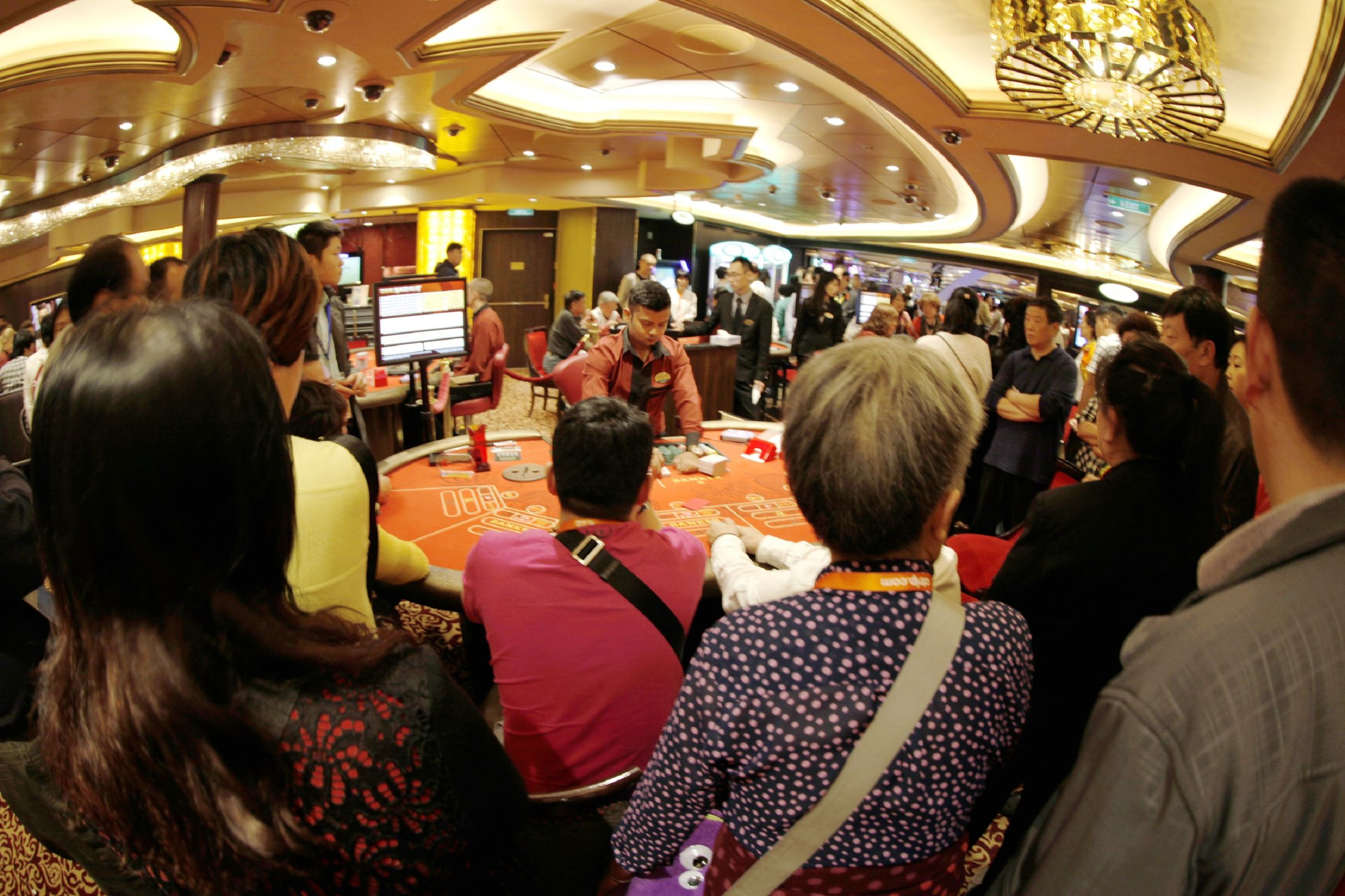 海洋量子号邮轮攻略视频,海洋量子号自由行攻略