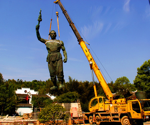 他是景德镇陶瓷的神，如何救百姓于水火，又是如何死去的？