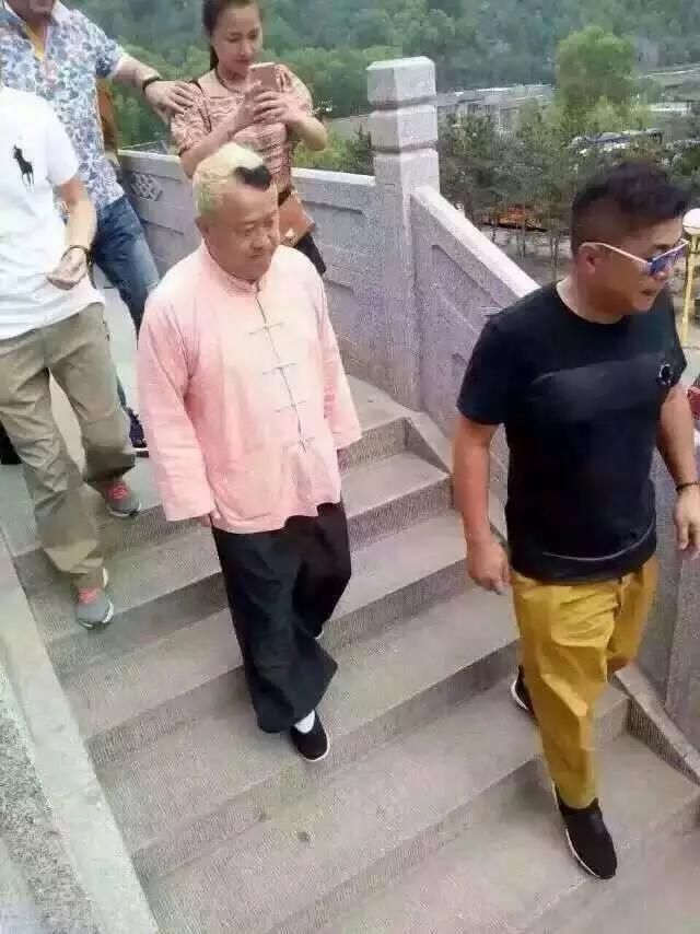 五月初一拜文殊菩萨,农历五月十五日拜菩萨