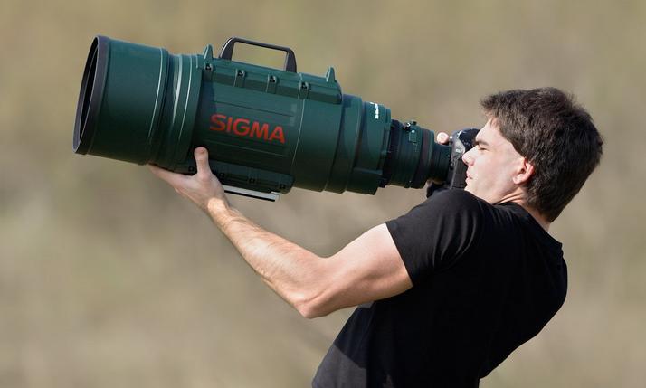 盘点全球最贵的单反相机，最便宜的都能买十套房了，奔驰专门载它