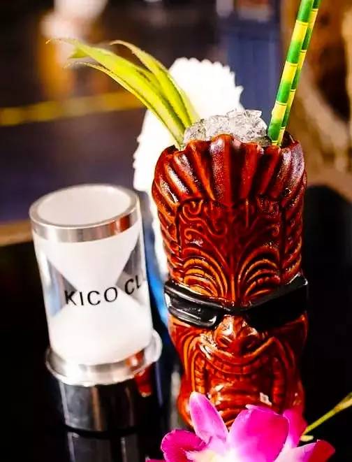 寻找广州至HIT看球BAR｜酒吧太吵，清吧太淡，这里刚刚好