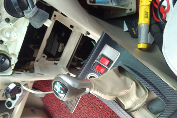 比亚迪f3怎么换后摄像头,比亚迪f3装前置摄像头