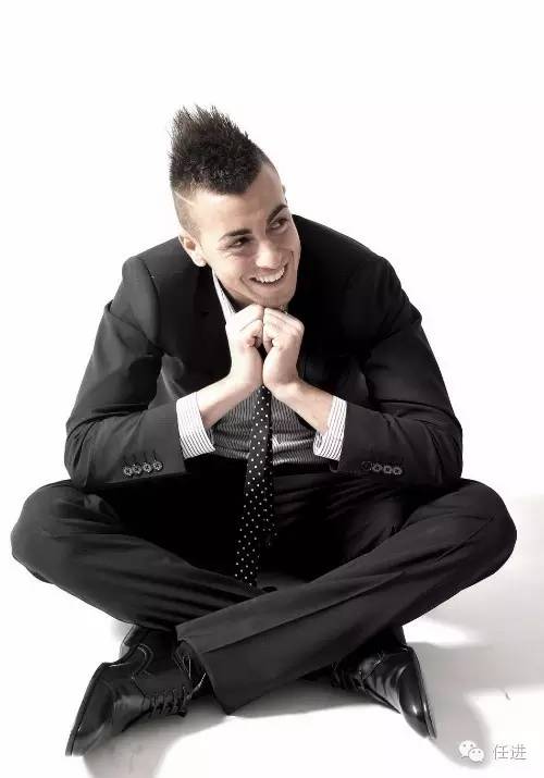 瓒崇悆鍜垖瑙嗛,瓒崇悆鍘熷湴鑸旂悆