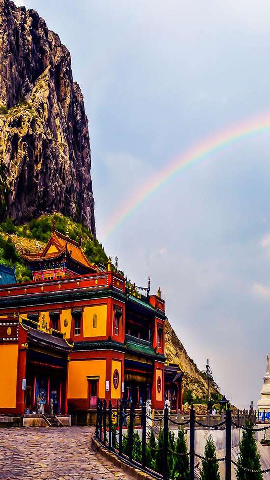 乌海要火啦！6.1日，齐秦、箫桐、德德玛、巫启贤、陈志朋、faye飞等众多明星齐聚乌海！