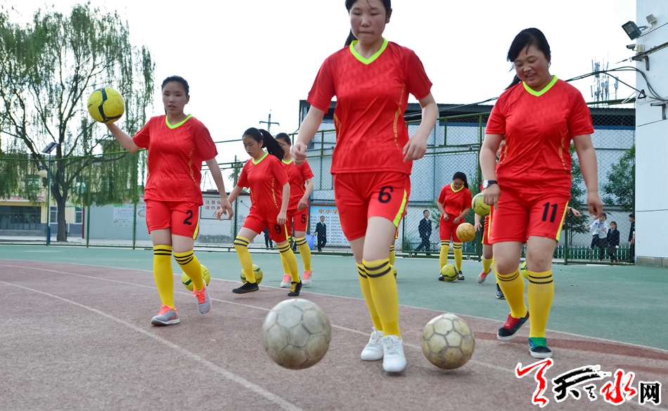 铿锵玫瑰1999国家女子足球队,铿锵玫瑰女子足球决赛