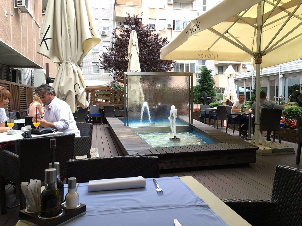 一座经历沧桑的城市,中国近代被战火摧毁的城市的影像