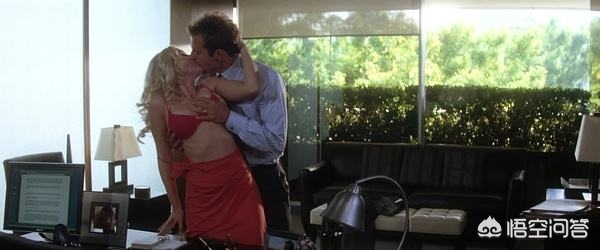 这部让人看了直呼过瘾的电影,看完让鼻血流一地的电影