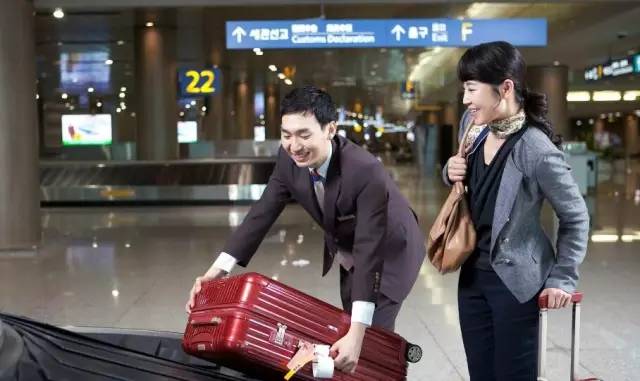 买机票为什么要等航空公司确认,订机票有选大航空公司的必要吗