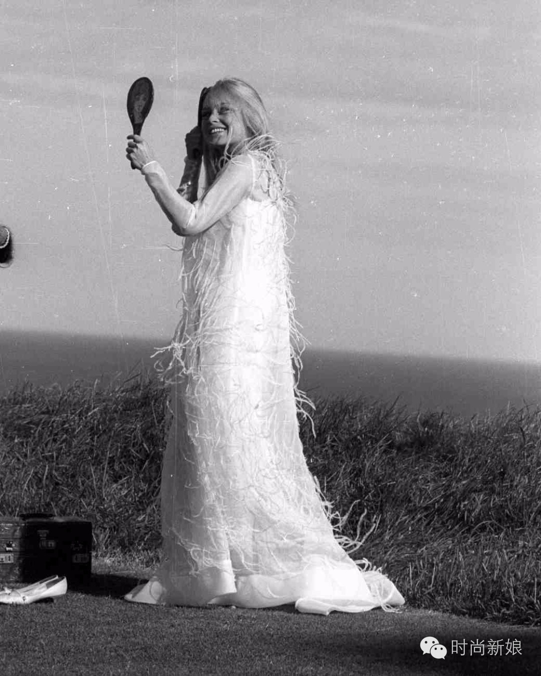 回顾一下20多年前穿婚纱的造型,婚纱电影中最经典的6款婚纱